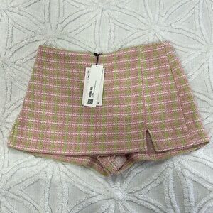 Zara Pink Green White Plaid tweed Mini Short size Medium